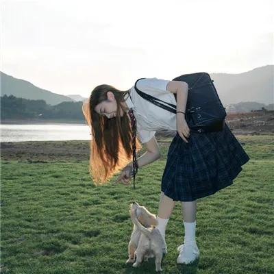 白色的马赛女人